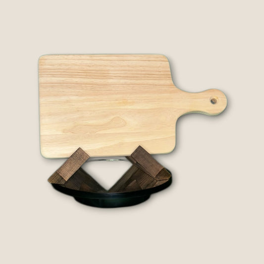 Medium Wood Cutting Board – 7.5×9.5 in (13.5 in w/ handle)